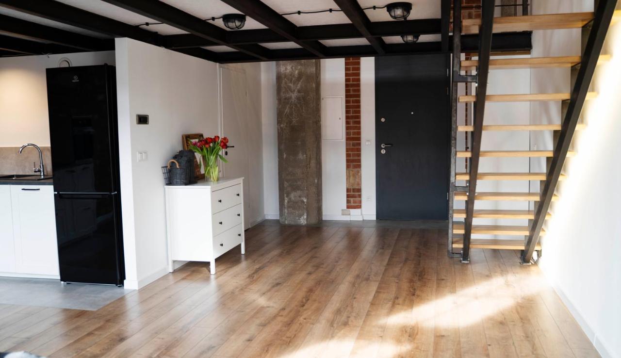 Redcity Loft Zyrardow Extérieur photo